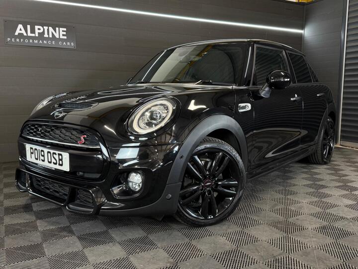 MINI Hatch 2.0 Cooper S Sport Steptronic Euro 6 (s/s) 5dr