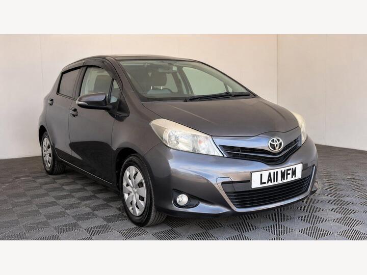 Toyota Yaris 1.33 Dual VVT-i Design Multidrive S Euro 6 5dr