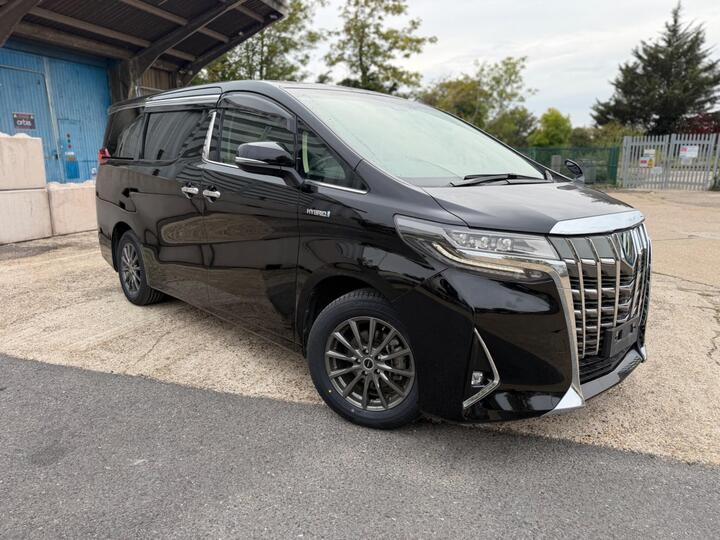 Toyota Alphard 2.5 PETROL HYBRID 4WD EXECUTIVE SEATS