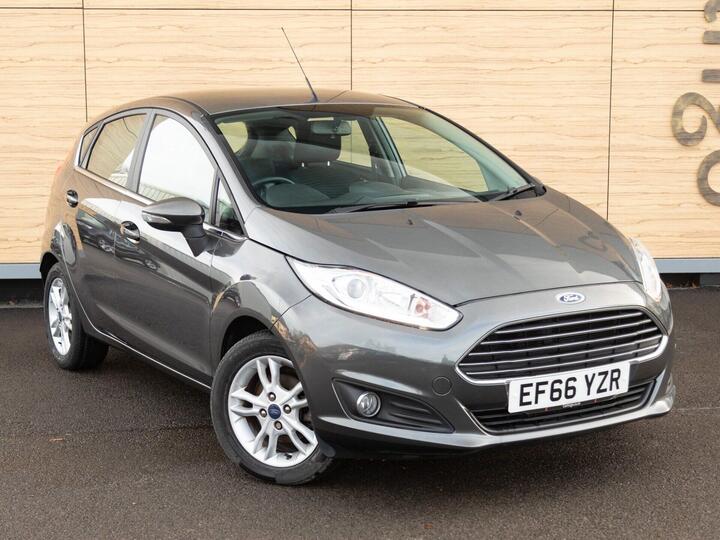 Ford Fiesta 1.25 Zetec Euro 6 5dr