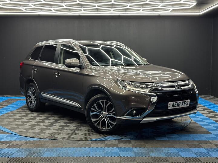 Mitsubishi Outlander 2.2 DI-D 3 4WD Euro 6 (s/s) 5dr