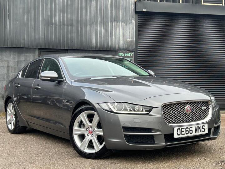 Jaguar XE 2.0d Portfolio Auto Euro 6 (s/s) 4dr