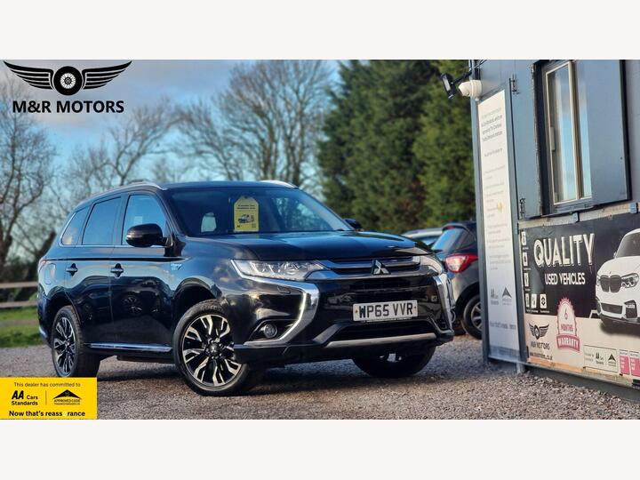 Mitsubishi Outlander 2.0h 12kWh GX4h CVT 4WD Euro 6 (s/s) 5dr Mitsubishi Outlander 2.0h 12kWh GX4h CVT 4WD Euro 6 (s/s) 5dr