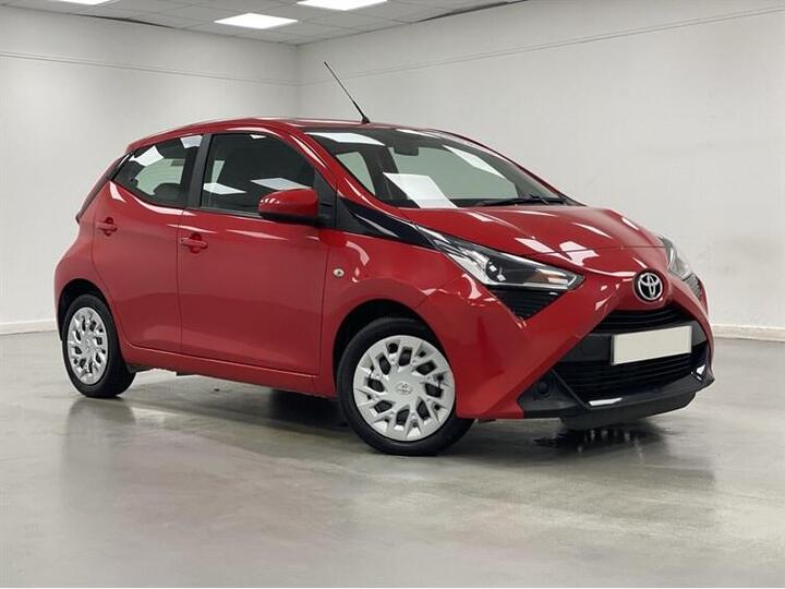 Toyota AYGO 1.0 VVT-i X-play Euro 6 5dr