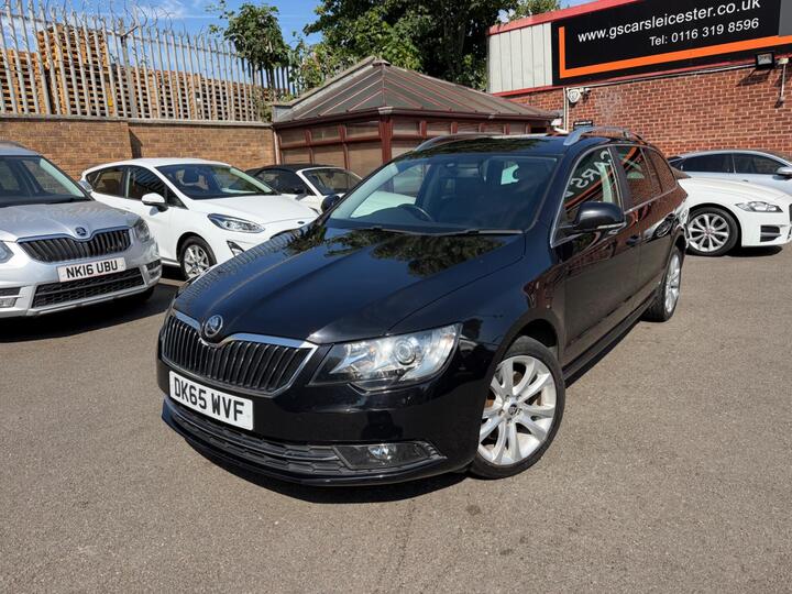 Skoda Superb 2.0 TDI SE Business Euro 5 (s/s) 5dr (Leather)