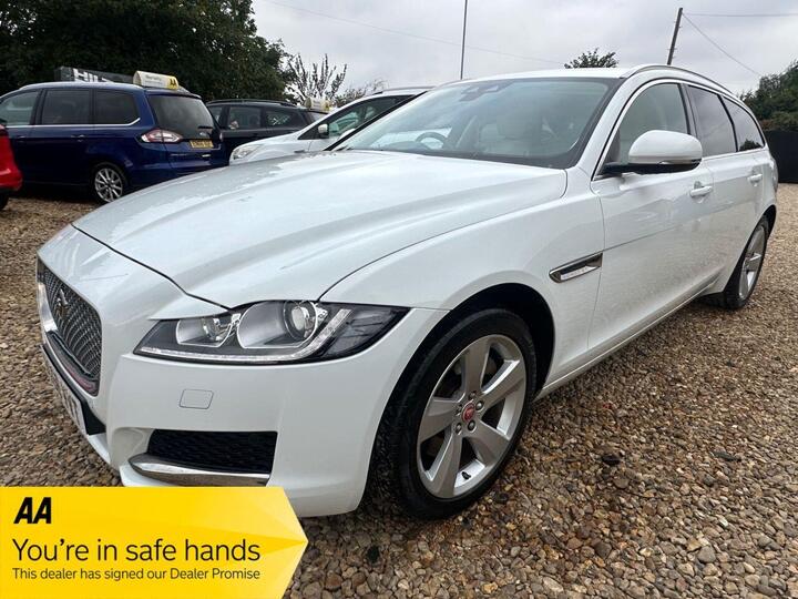 Jaguar XF 2.0i Portfolio Sportbrake Auto Euro 6 (s/s) 5dr