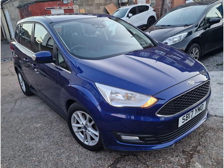Ford Grand C-Max 1.0T EcoBoost Zetec Euro 6 (s/s) 5dr Ford Grand C-Max 1.0T EcoBoost Zetec Euro 6 (s/s) 5dr