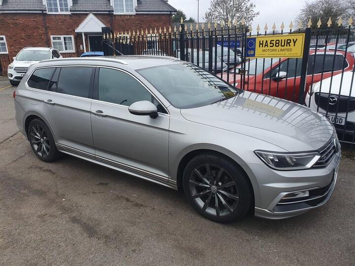 Volkswagen Passat 2.0 TDI BlueMotion Tech R-Line Euro 6 (s/s) 5dr Volkswagen Passat 2.0 TDI BlueMotion Tech R-Line Euro 6 (s/s) 5dr