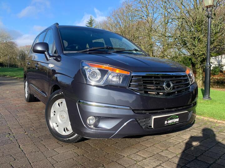 SsangYong Turismo 2.2D SE Euro 6 5dr