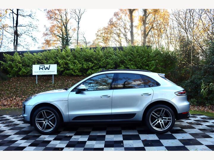 Porsche Macan 2.0T PDK 4WD Euro 6 (s/s) 5dr