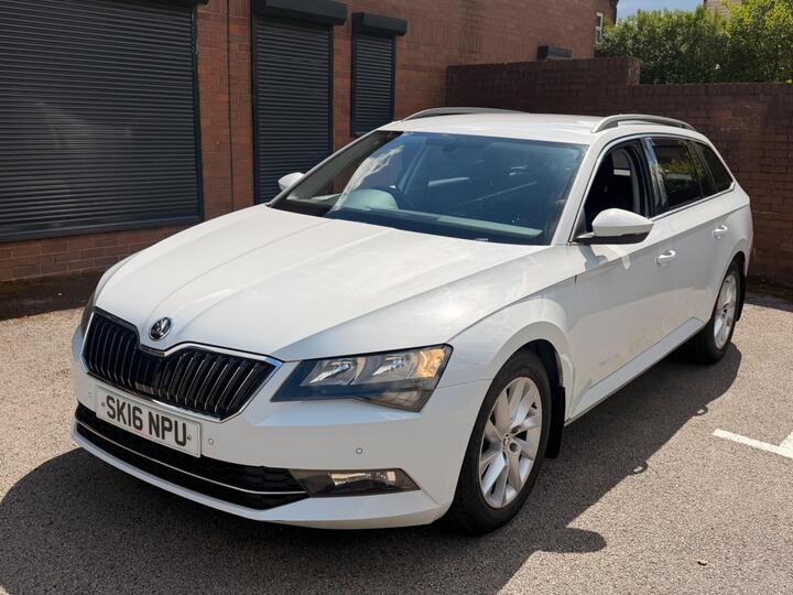 Skoda Superb 2.0 TDI SE DSG Auto 6Spd Euro 6 (s/s) 5dr