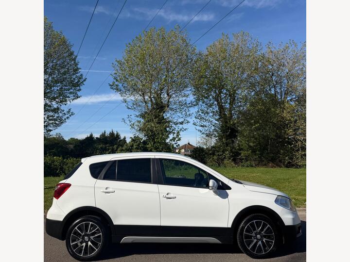 Suzuki SX4 S-Cross 1.6 DDiS SZ-T Euro 5 (s/s) 5dr Suzuki SX4 S-Cross 1.6 DDiS SZ-T Euro 5 (s/s) 5dr