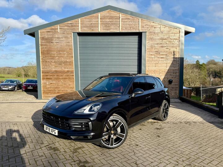 Porsche Cayenne 2.9T V6 S TiptronicS 4WD Euro 6 (s/s) 5dr Porsche Cayenne 2.9T V6 S TiptronicS 4WD Euro 6 (s/s) 5dr