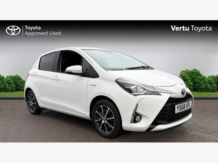 Toyota Yaris 1.5 VVT-h Icon Tech E-CVT Euro 6 (s/s) 5dr
