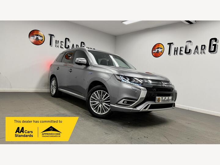 Mitsubishi Outlander 2.4h TwinMotor 13.8kWh 4hs CVT 4WD Euro 6 (s/s) 5dr
