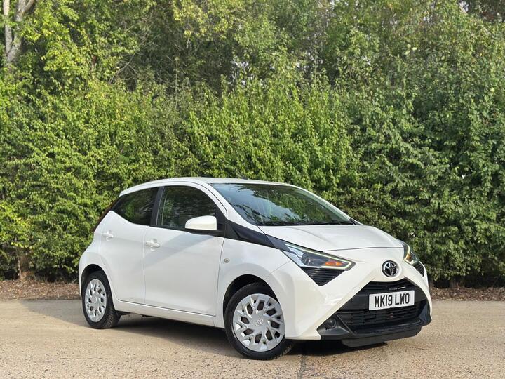 Toyota AYGO 1.0 VVT-i X-play Euro 6 5dr