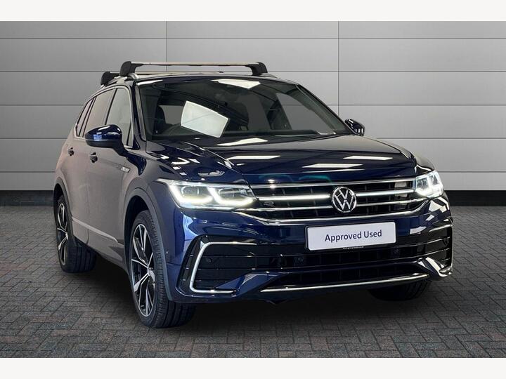 Volkswagen Tiguan Allspace 1.5 TSI R-Line DSG Euro 6 (s/s) 5dr Volkswagen Tiguan Allspace 1.5 TSI R-Line DSG Euro 6 (s/s) 5dr