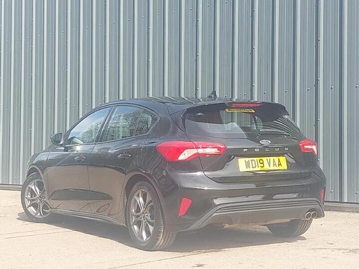 Ford Focus 1.5T EcoBoost ST-Line Euro 6 (s/s) 5dr