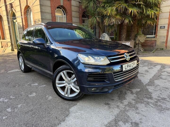 Volkswagen Touareg 3.0 TDI V6 BlueMotion Tech R-Line Tiptronic 4WD Euro 5 (s/s) 5dr