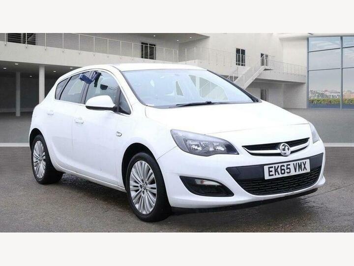 Vauxhall Astra 1.6i Excite Euro 6 5dr Vauxhall Astra 1.6i Excite Euro 6 5dr
