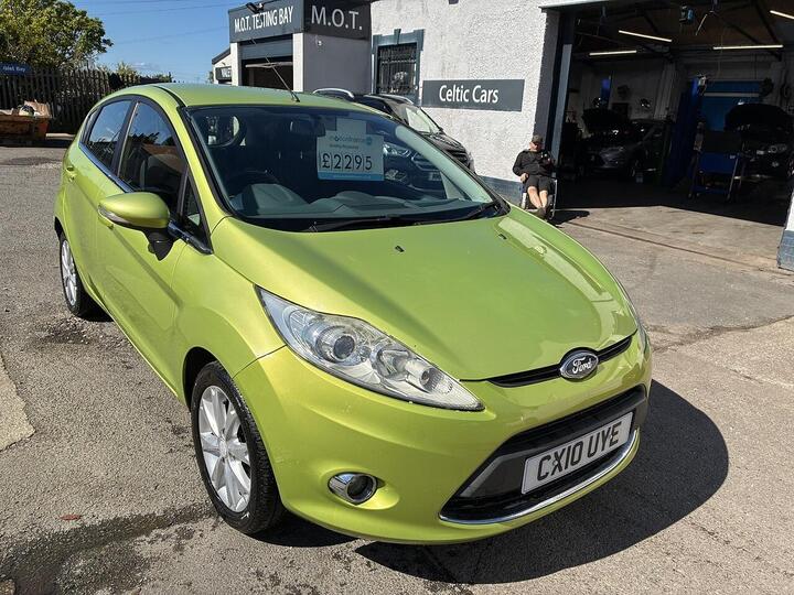 Ford Fiesta Zetec Hatchback 1.3 Manual Petrol