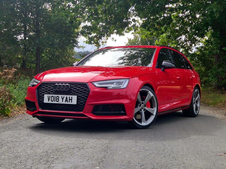 Audi A4 Avant 2.0 TFSI Black Edition S Tronic Quattro Euro 6 (s/s) 5dr