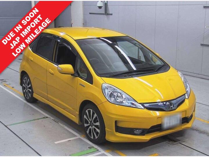 Honda FIT 1.5 RS Hybrid Petrol Yellow 5dr LOW MILEAGE/ NEW MOT/ SERVICE