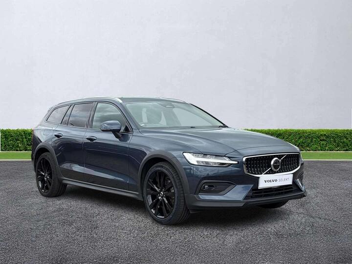 Volvo V60 2.0 B5 MHEV Plus Auto AWD Euro 6 (s/s) 5dr