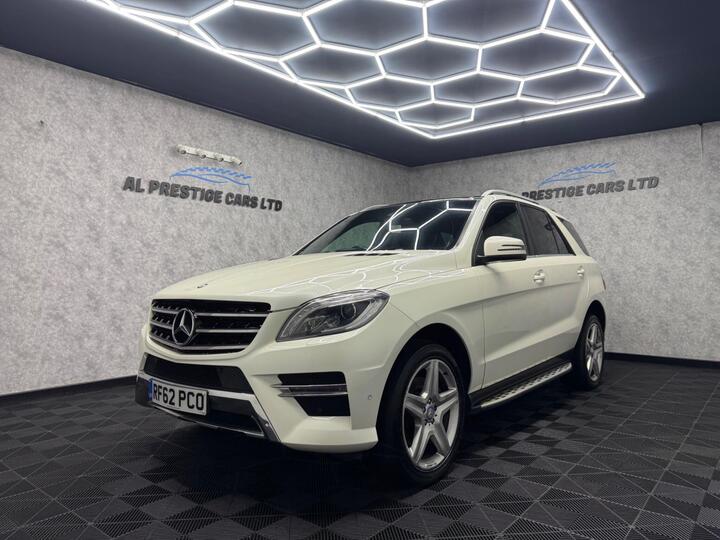 Mercedes-Benz M Class 3.0 ML350 V6 BlueTEC Sport G-Tronic 4WD Euro 6 (s/s) 5dr Mercedes-Benz M Class 3.0 ML350 V6 BlueTEC Sport G-Tronic 4WD Euro 6 (s/s) 5dr