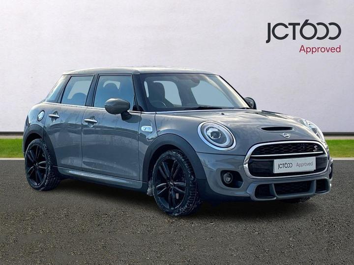 MINI Hatch 2.0 Cooper S Sport Steptronic Euro 6 (s/s) 5dr