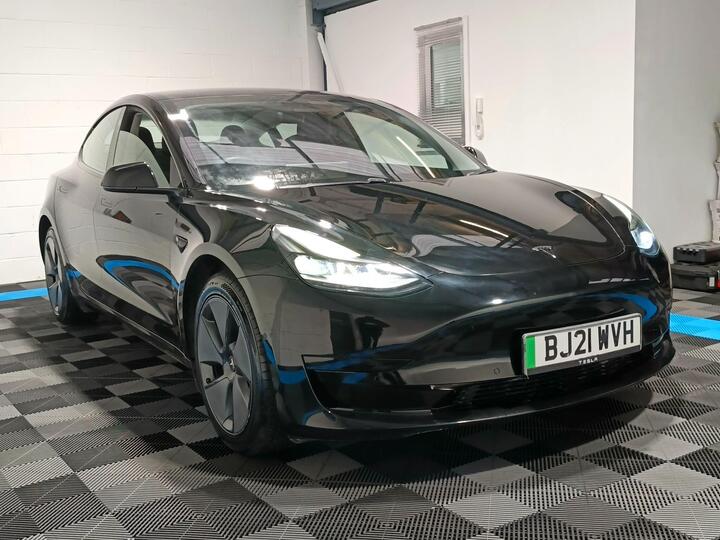 Tesla Model 3 Standard Range Plus Auto RWD 4dr Tesla Model 3 Standard Range Plus Auto RWD 4dr