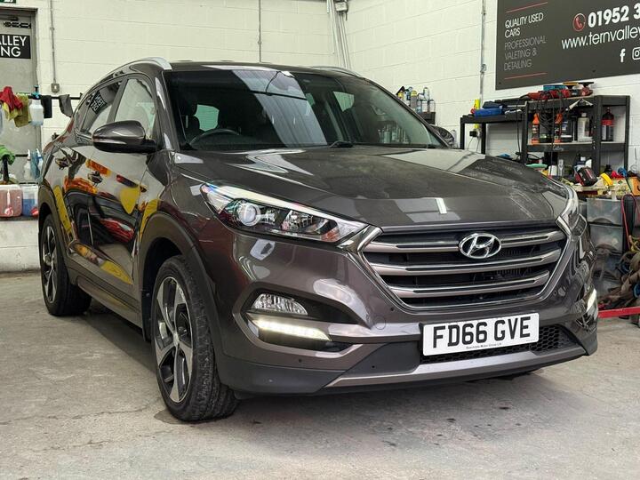 Hyundai TUCSON 2.0 CRDi Premium Auto 4WD Euro 6 5dr