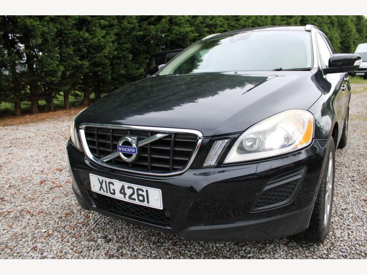 Volvo XC60 2.4 D5 SE Lux AWD Euro 5 (s/s) 5dr