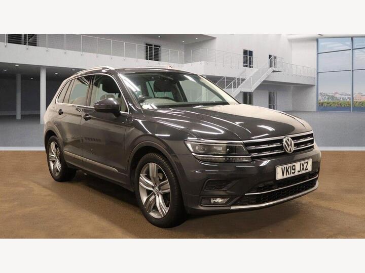 Volkswagen Tiguan 2.0 TDI SEL 4Motion Euro 6 (s/s) 5dr