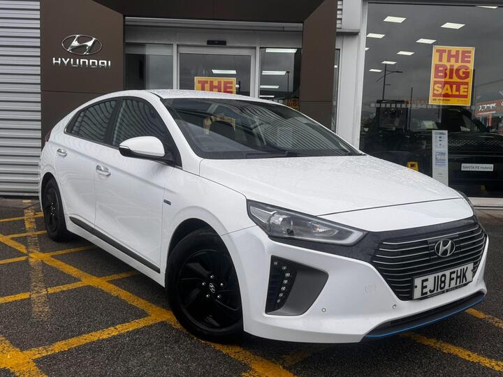 Hyundai IONIQ 1.6 H-GDi Premium SE DCT Euro 6 (s/s) 5dr Hyundai IONIQ 1.6 H-GDi Premium SE DCT Euro 6 (s/s) 5dr