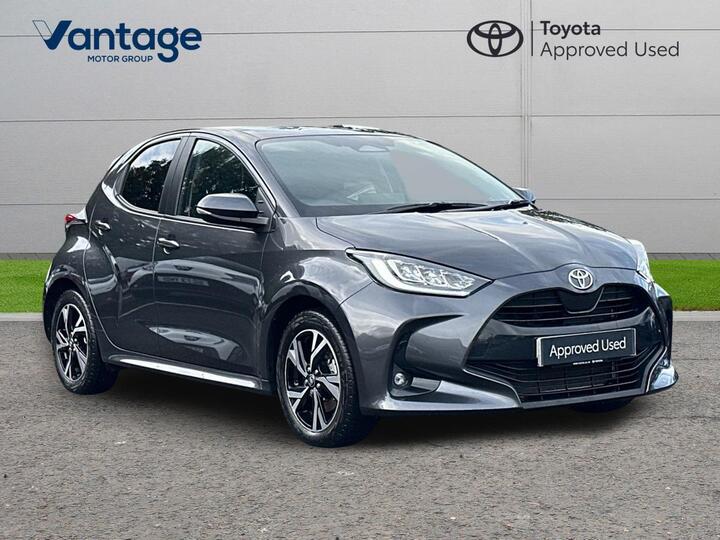 Toyota Yaris 1.5 VVT-h Design E-CVT Euro 6 (s/s) 5dr