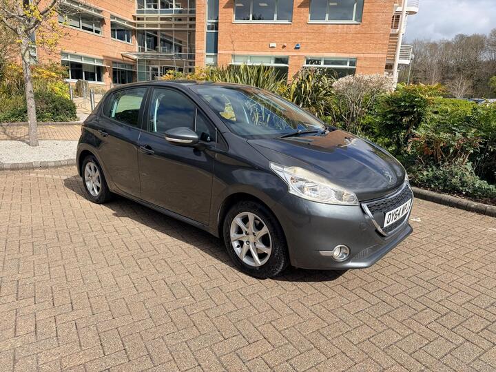 Peugeot 208 1.2 VTi PureTech Active Euro 5 5dr