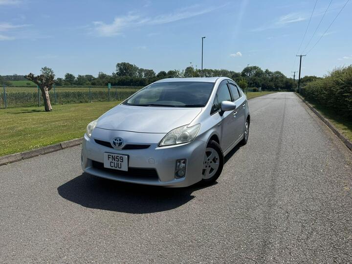 Toyota Prius 1.8 VVT-h T3 Hatchback 5dr Petrol Hybrid CVT Euro 5 (s/s) (136 Ps)