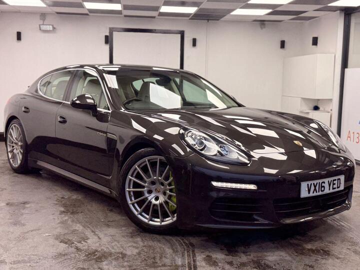 Porsche PANAMERA 3.0 V6 E-Hybrid S TiptronicS Euro 6 (s/s) 5dr Porsche PANAMERA 3.0 V6 E-Hybrid S TiptronicS Euro 6 (s/s) 5dr