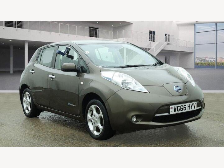 Nissan Leaf 30kWh Acenta Auto 5dr