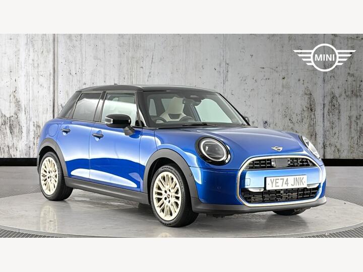 MINI Hatch 1.5C Exclusive Steptronic Euro 6 (s/s) 5dr