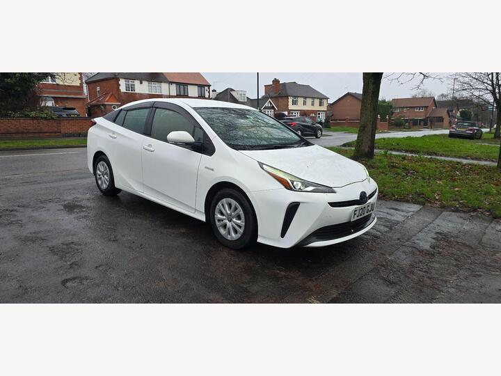 Toyota Prius 1.8 VVT-h Active CVT Euro 6 (s/s) 5dr Toyota Prius 1.8 VVT-h Active CVT Euro 6 (s/s) 5dr