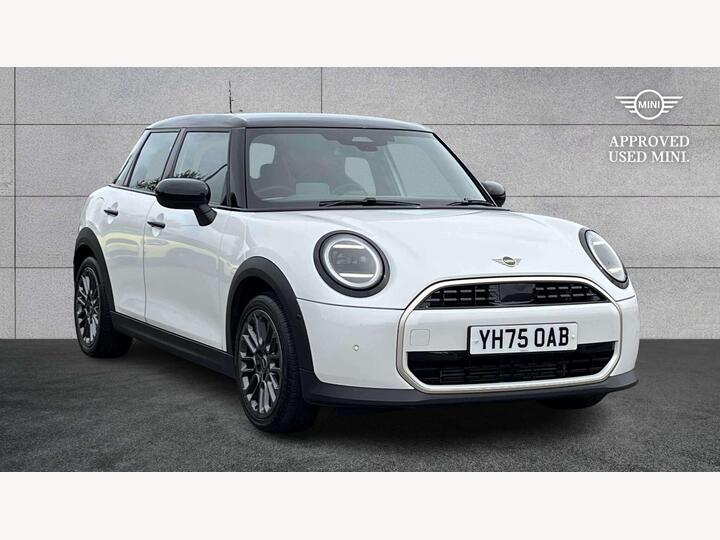 MINI Hatch 1.5C Exclusive Steptronic Euro 6 (s/s) 5dr