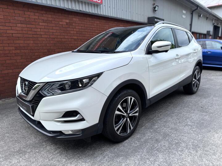 Nissan Qashqai 1.5 DCi N-Connecta Euro 6 (s/s) 5dr