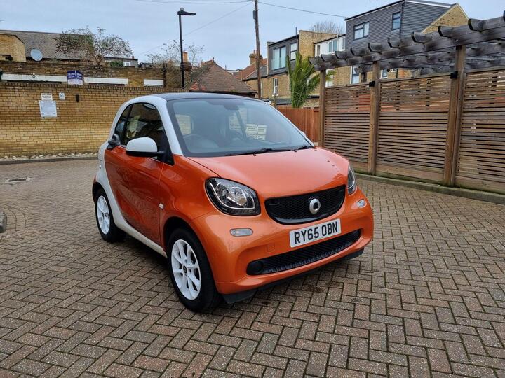 Smart Fortwo 1.0 Passion (Premium) Twinamic Euro 6 (s/s) 2dr Smart Fortwo 1.0 Passion (Premium) Twinamic Euro 6 (s/s) 2dr