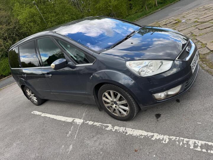 Ford Galaxy 2.2 TDCi Ghia 5dr