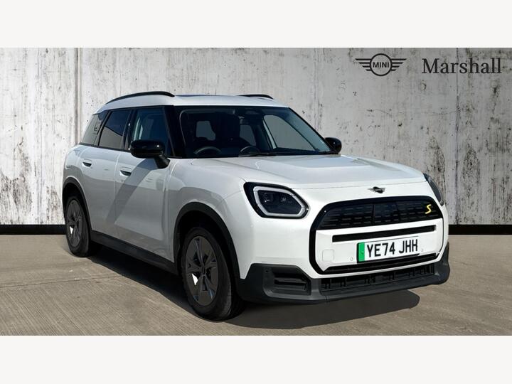 MINI Countryman SE 66.5kWh Classic Auto ALL4 5dr