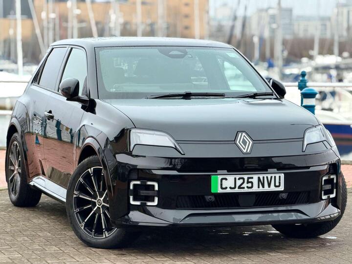 Renault 5 Comfort Range 52kWh Iconic Five Auto 5dr