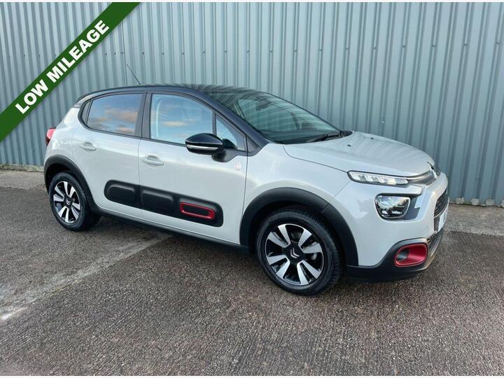 Citroen C3 1.2 PureTech C-Series Euro 6 (s/s) 5dr Citroen C3 1.2 PureTech C-Series Euro 6 (s/s) 5dr
