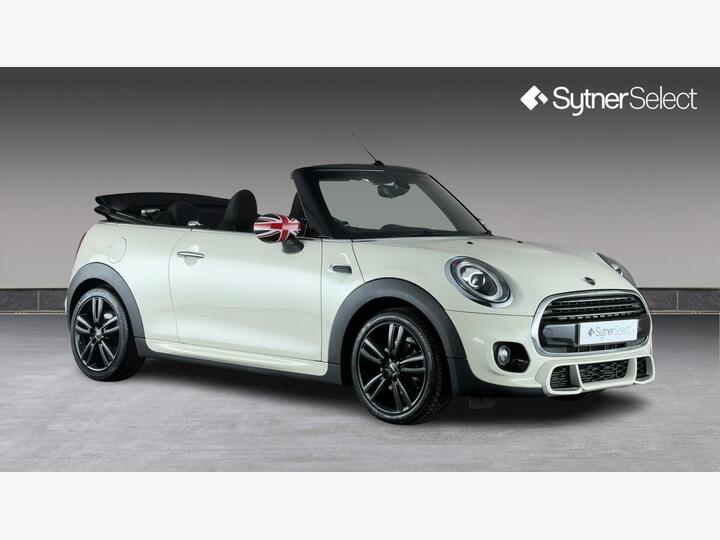 MINI Convertible 1.5 Cooper Sport Steptronic Euro 6 (s/s) 2dr MINI Convertible 1.5 Cooper Sport Steptronic Euro 6 (s/s) 2dr